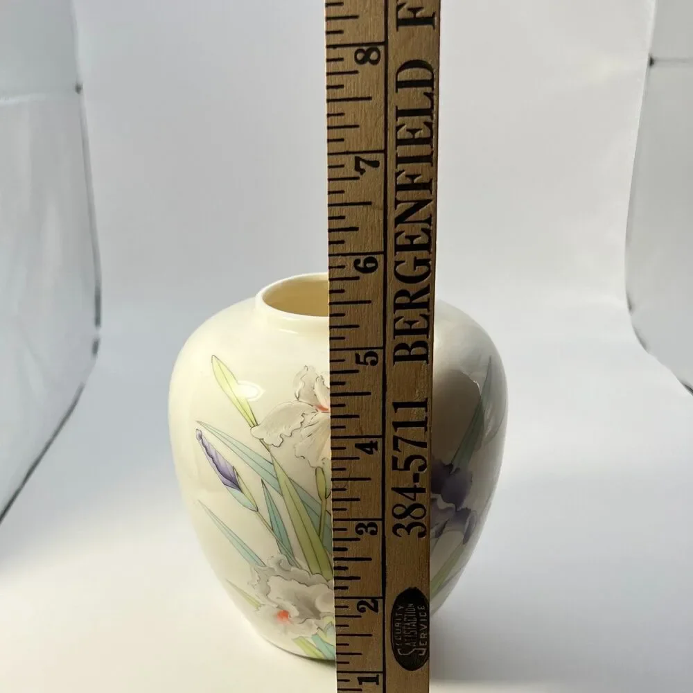 Otagiri Japan Iris Bouquet Vase White and Purple Iris Flowers 5ins high